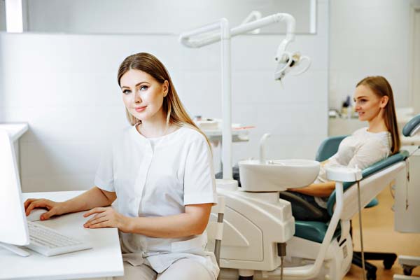 A General Dentist Discusses Oral Cancer Screenings